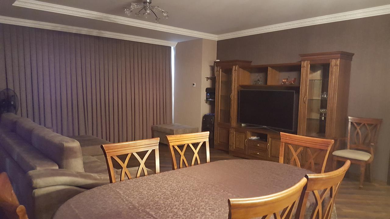 باتومي Mimino Apartment Deluxe First Line المظهر الخارجي الصورة